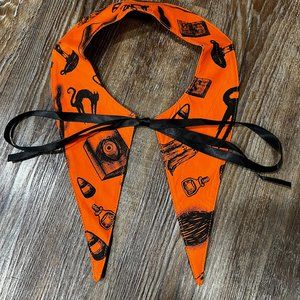 Lively Ghosts Silhouettes of Samhain Collar